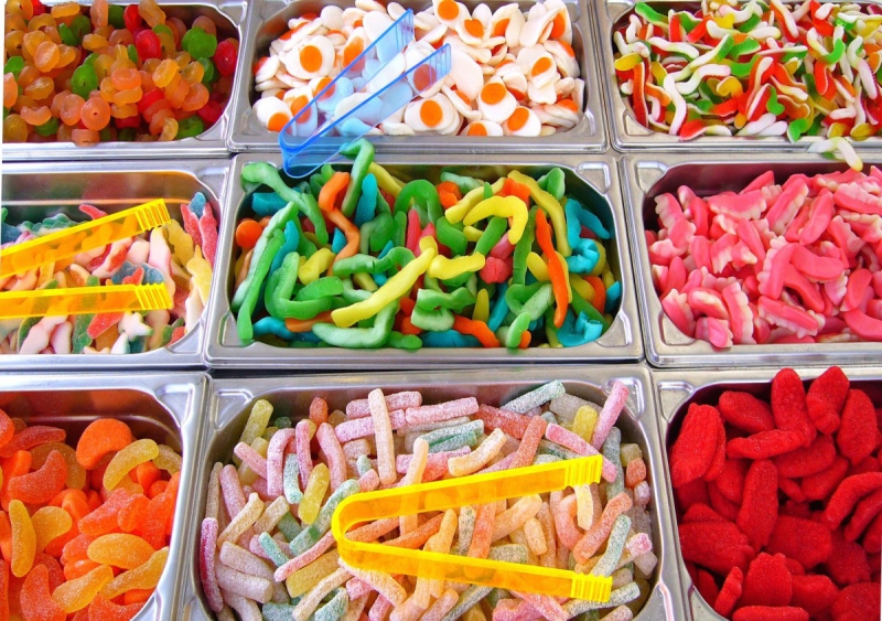 boutique-TENDE-min_pick_and_mix_children's_sweets_candy_colorful_treat_confectionery-1020869
