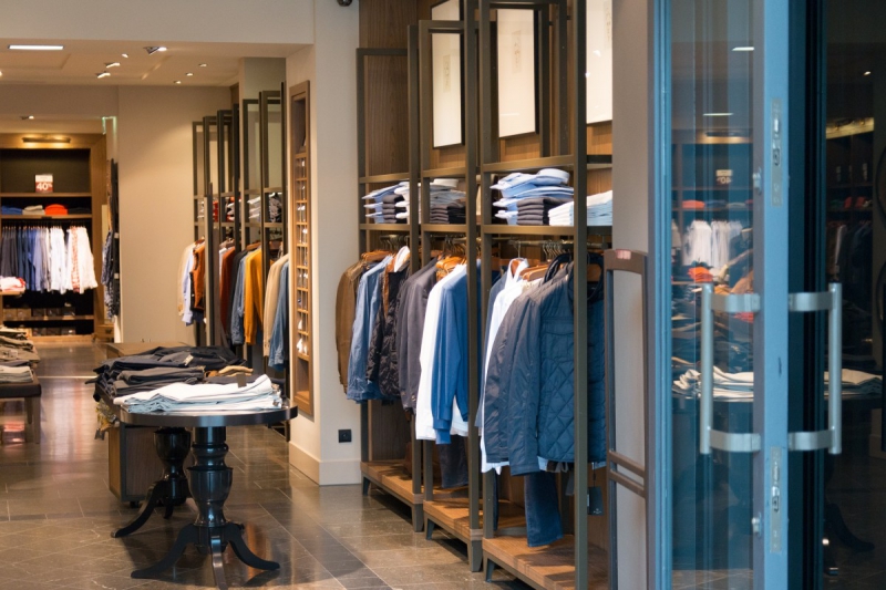 boutique-TENDE-min_shop_clothes_clothing_shopping_mall_shopping_kielce_crown_poland-862477